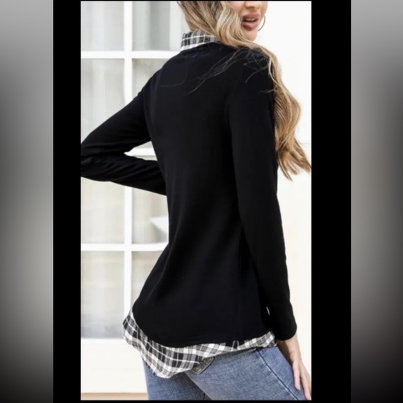 Women’s Size Small twofer top. NEW! - Picture 2 of 2